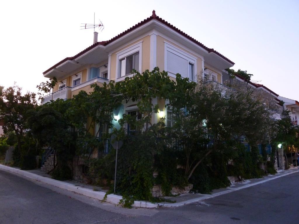 Paris Beach Hotel Ireo  Ngoại thất bức ảnh