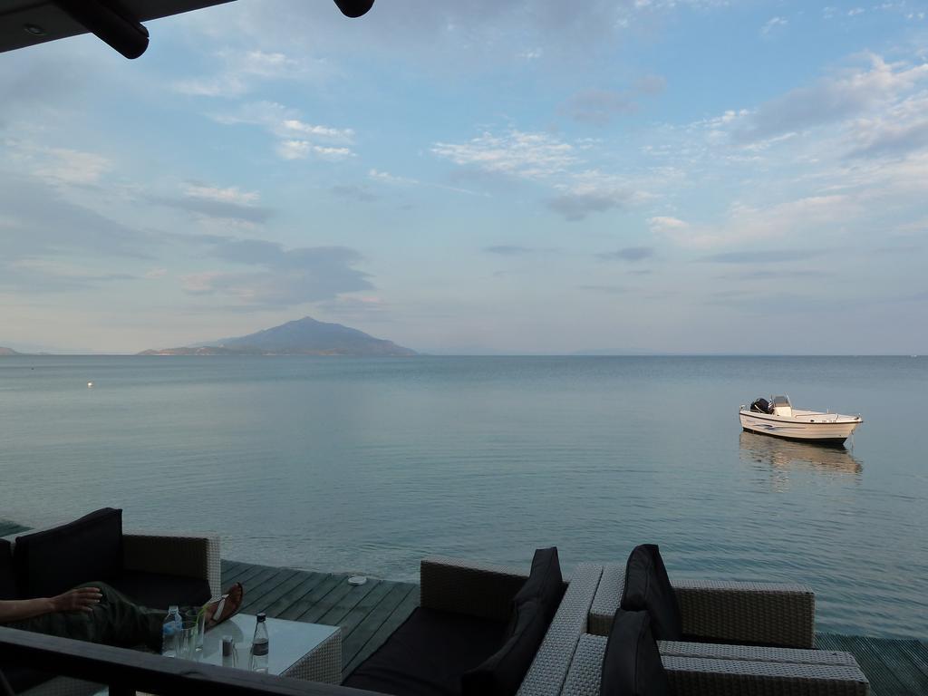 Paris Beach Hotel Ireo  Ngoại thất bức ảnh