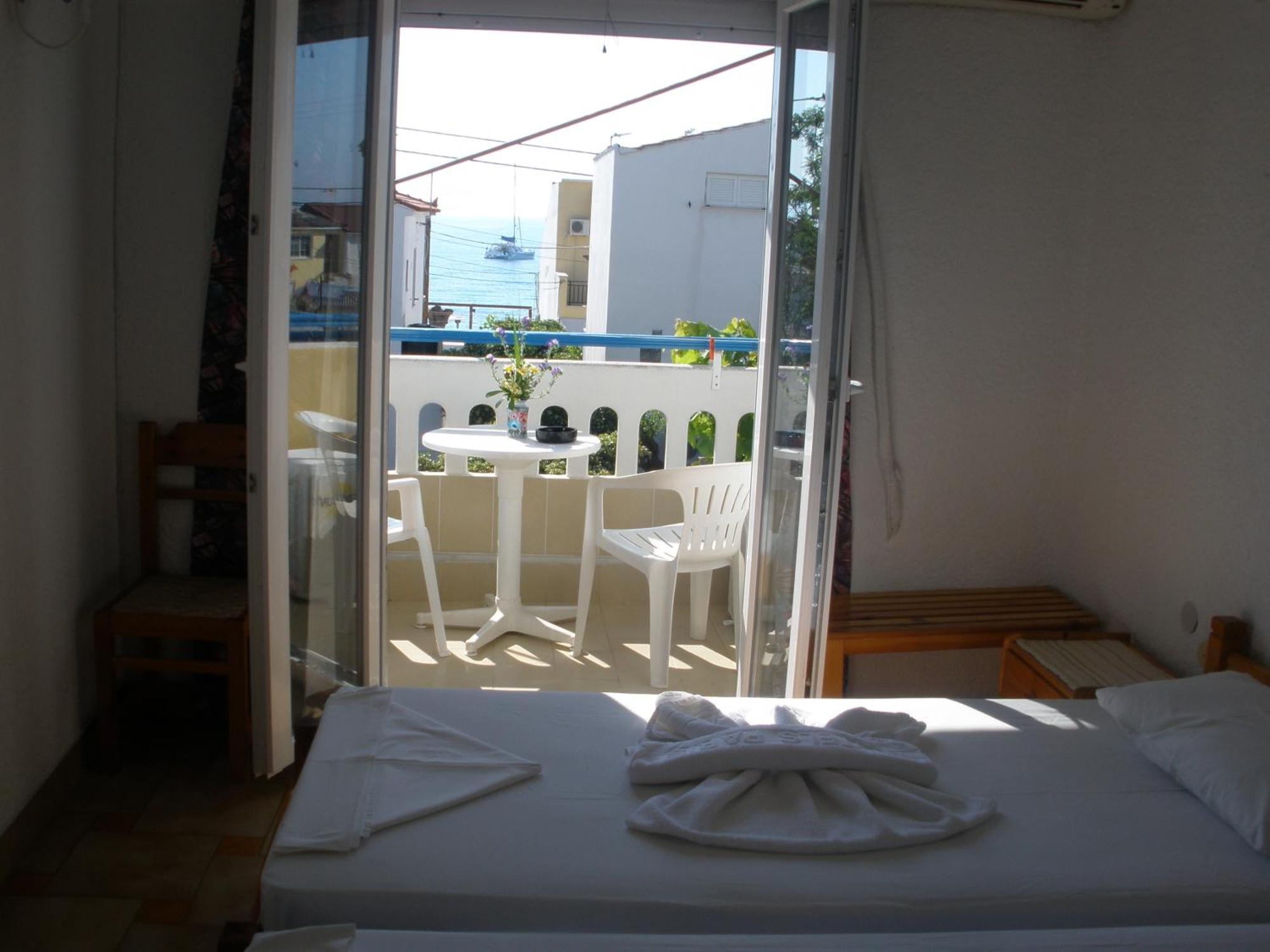 Paris Beach Hotel Ireo  Phòng bức ảnh